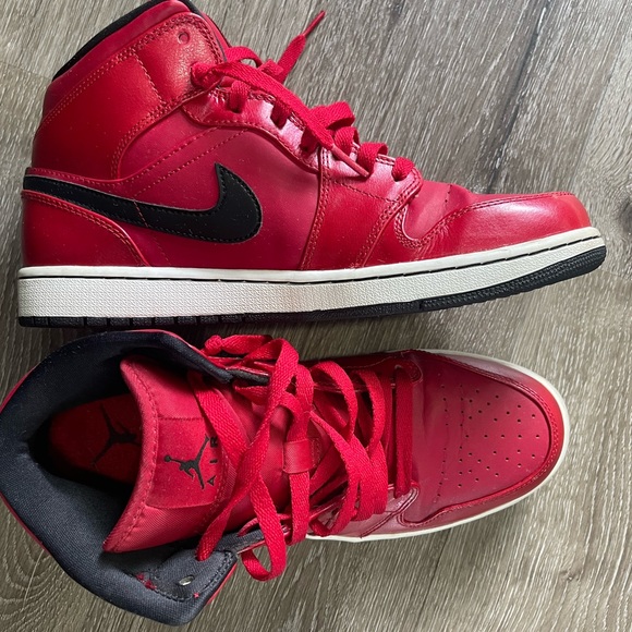 Jordan’s - Picture 5 of 8